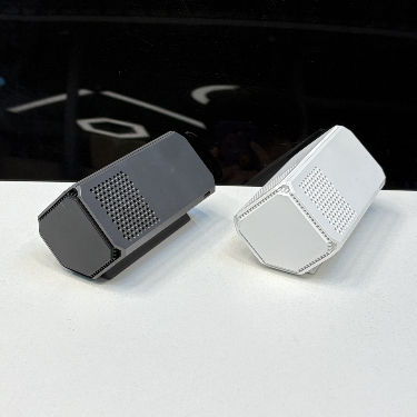 Kompakter Luftreiniger für Fahrzeuge mit anpassbaren Farben und CE/FCC/RoHS-zertifizierter Plasma-Luftsterilisator