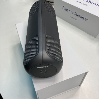 Tragbarer Luftsterilisator mit 30~100 Quadratmeter Abdeckung, 8 Stunden Arbeitszeit und 6600mAh Akku für frische und saubere Luft